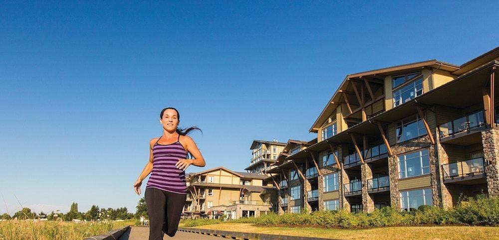 The Beach Club Resort — Bellstar Hotels & Resorts Parksville Exterior foto